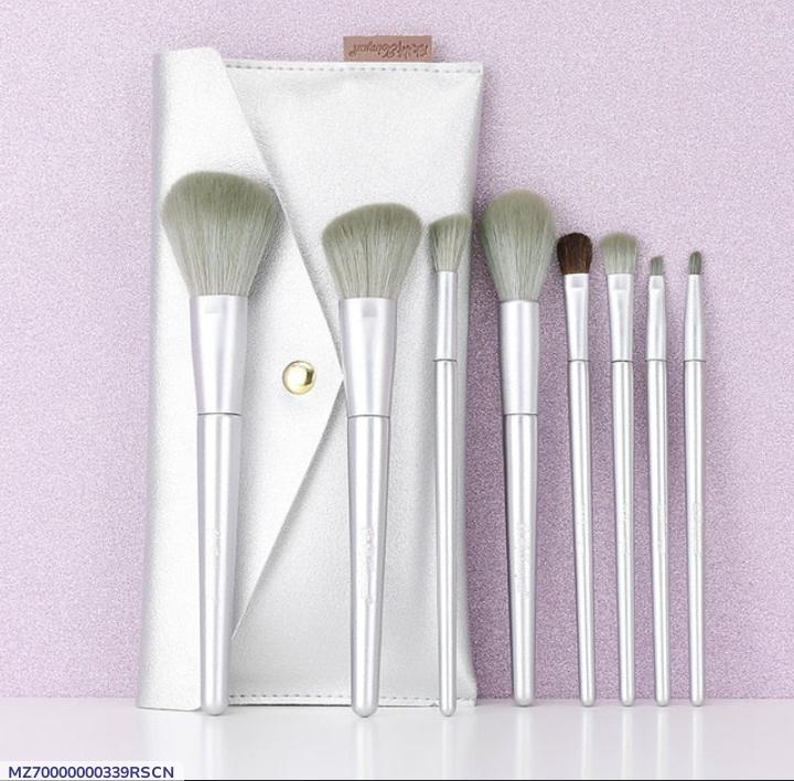 7 Pcs High Quality Makeup Brushes Set With Pouch